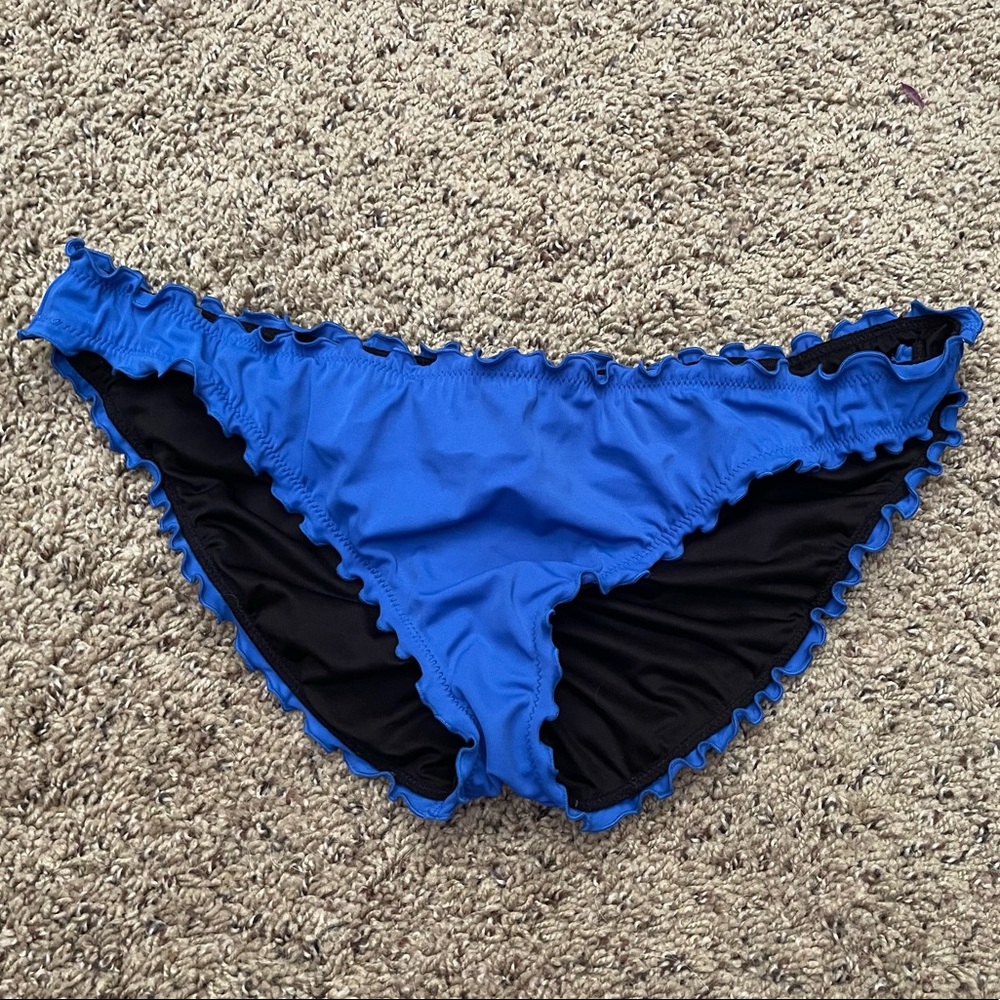 VS Capri Ruffle Cheeky Swim Bottoms